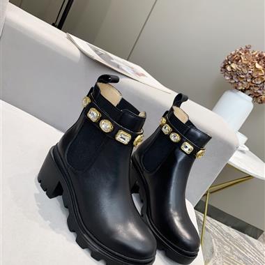 GUCCI   2025新款女生休閒時尚鞋子