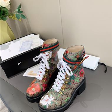 GUCCI   2025新款女生休閒時尚鞋子