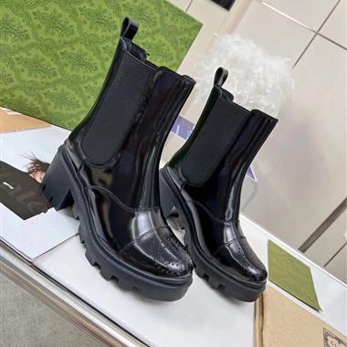 GUCCI   2025新款女生休閒時尚鞋子
