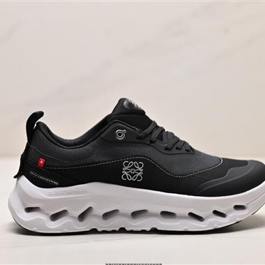 Loewe x On昂跑Cloudtilt 2.0 聯名輕量運動休閒鞋
